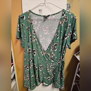 Torrid green floral top